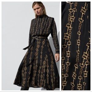 NWT. Massimo Dutti Chain Print Midi Dress. Size 2.